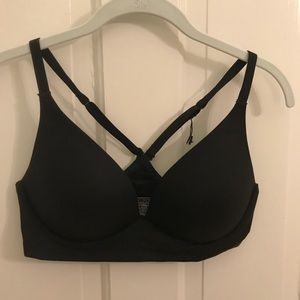 NWOT Victoria’s Secret Body by Vic. Plunge
